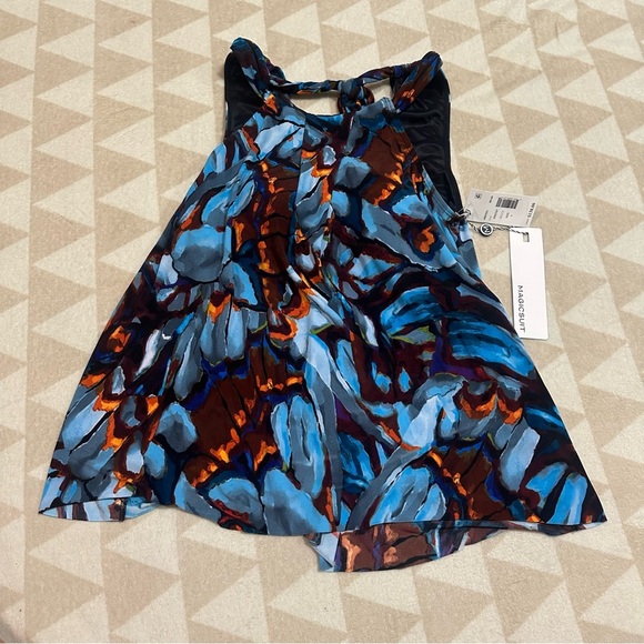 Monarch Esme Tankini Top
Magicsuit® - Picture 3 of 4